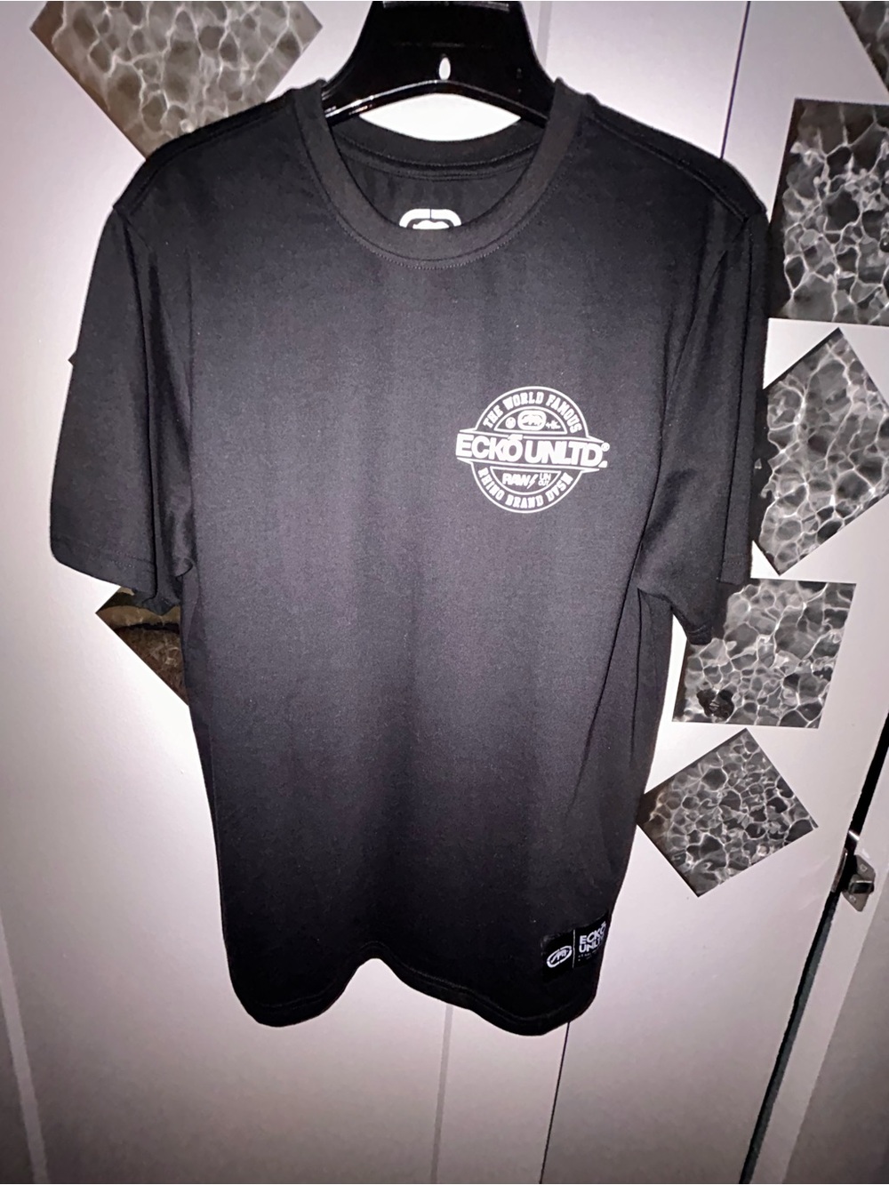New unisex black tshirt ehcko unlimited SM